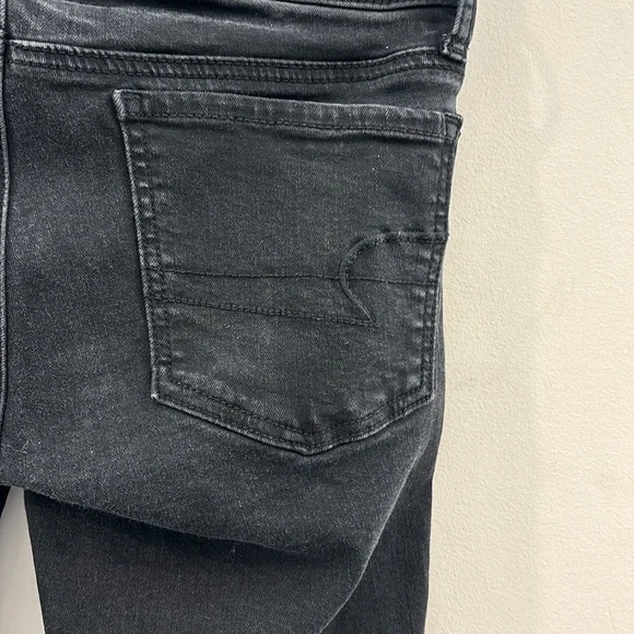 🌺American Eagle Outfitters Super Stretch Size 2 Skinny Jeans Jeggings Black - Picture 4 of 5